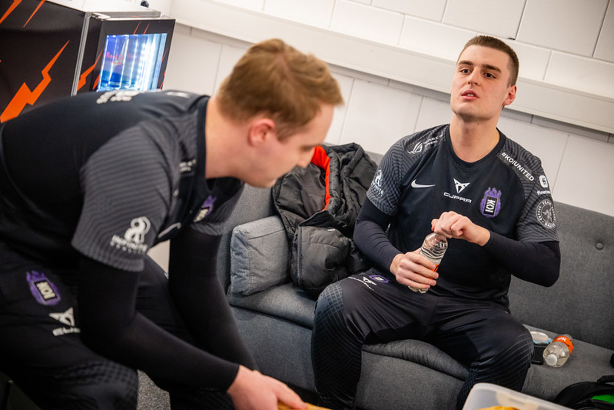 KOI Comp and Trymbi before their series against Team Vitality.